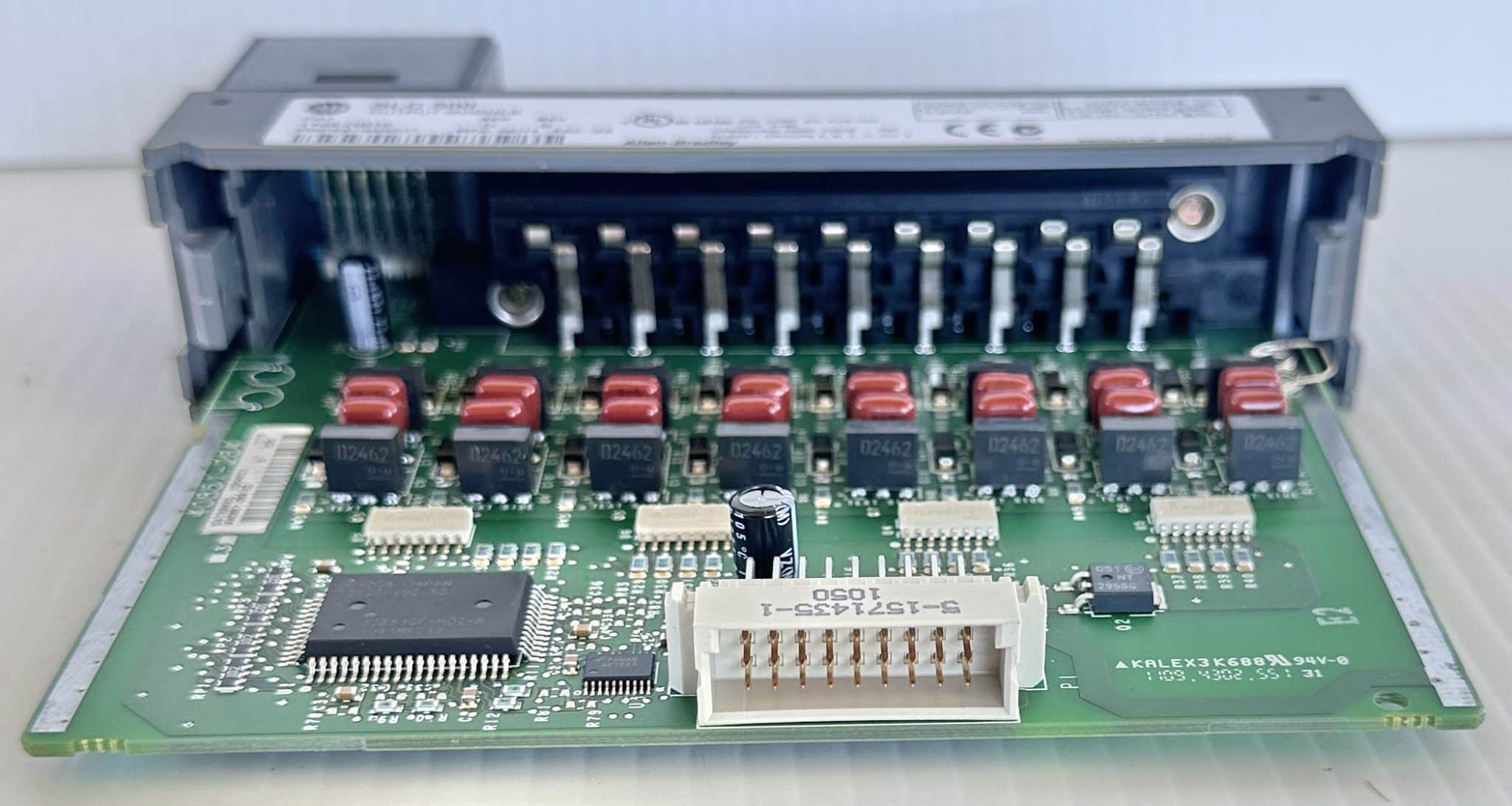 Allen Bradley 1746OB16 - Image 3
